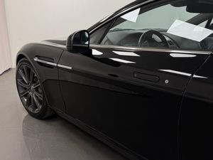 Aston Martin Rapide bild 13