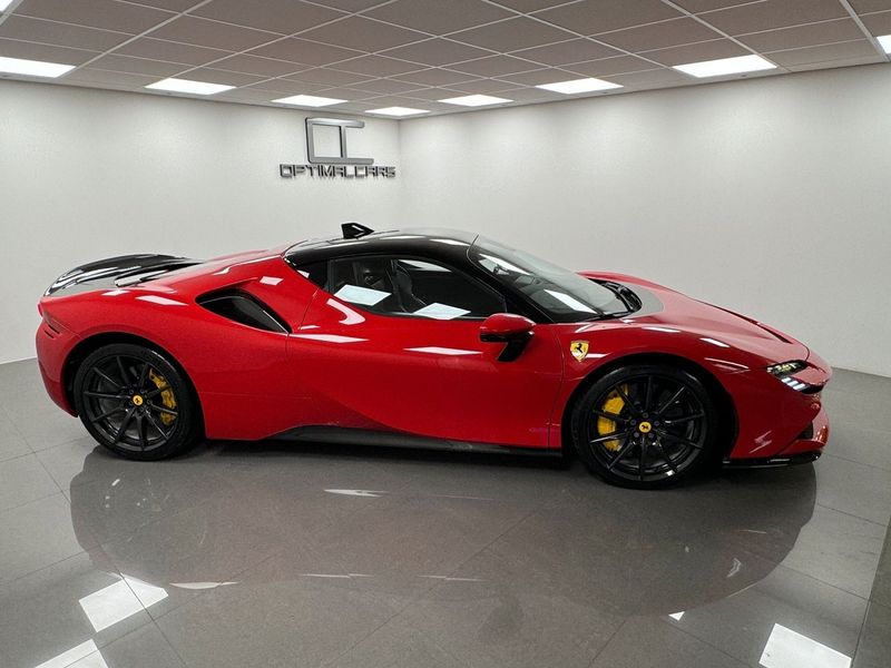 Ferrari SF90 bild 7