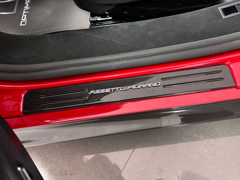 Ferrari SF90 bild 14