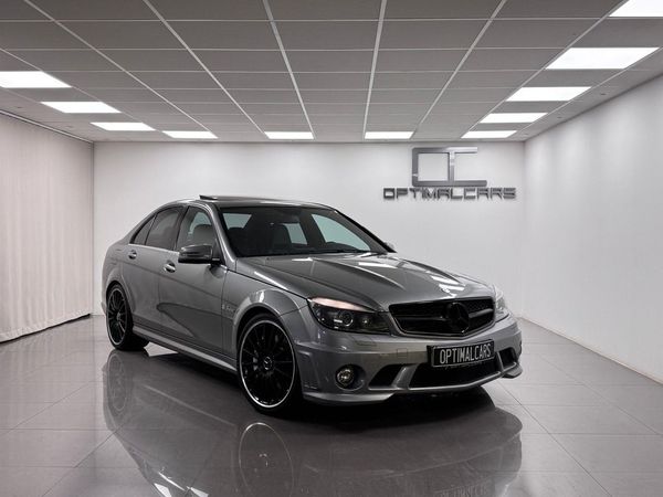 Mercedes C63 AMG Svensksåld Lågmil - 2011