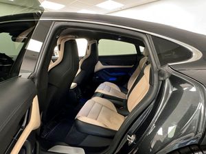 Porsche Taycan bild 14