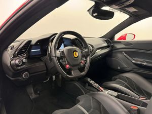 Ferrari 488 bild 4