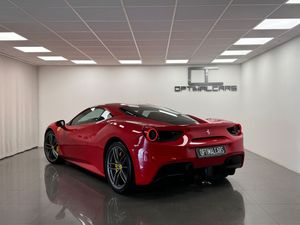Ferrari 488 bild 18