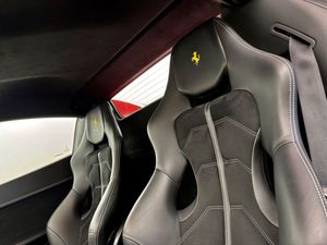Ferrari 458 bild 6