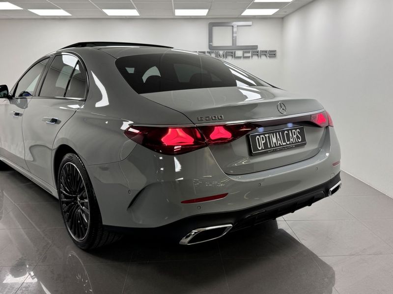 Mercedes E200 bild 15