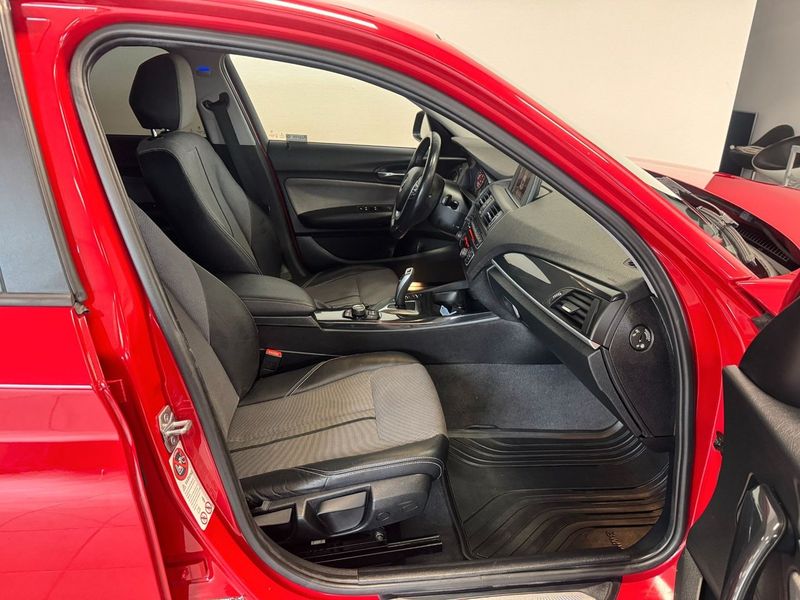 BMW 120 bild 9