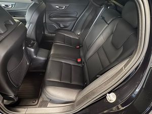 Volvo V60 bild 8