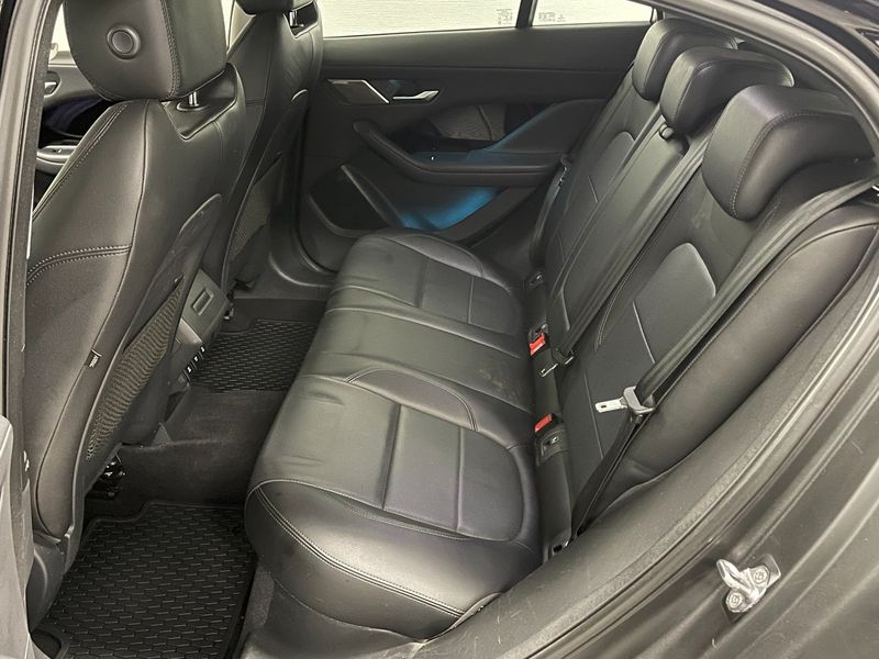 Jaguar I-Pace bild 13