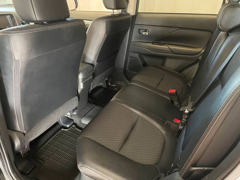 Mitsubishi Outlander bild 6