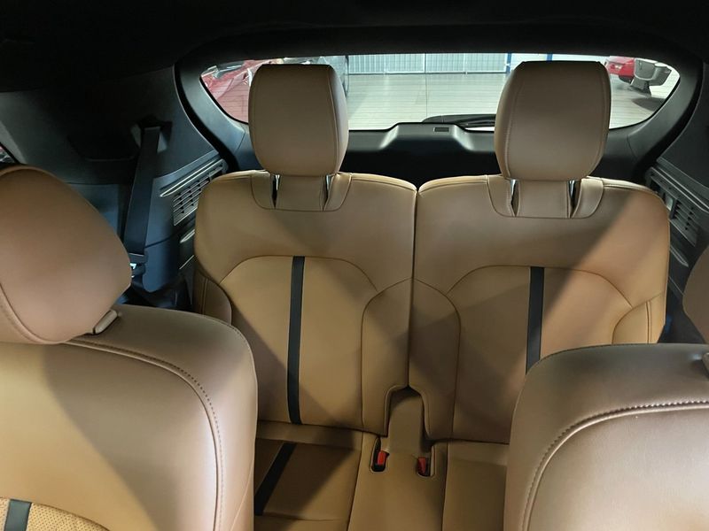 Mazda CX-80 bild 9
