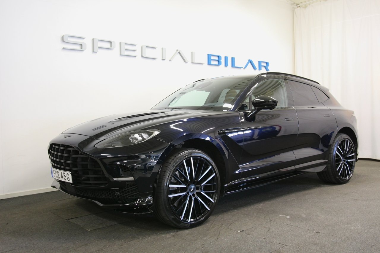 Aston Martin DBX