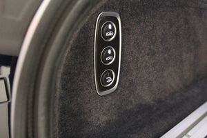 Aston Martin DBX bild 14