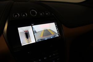 Aston Martin DBX bild 26
