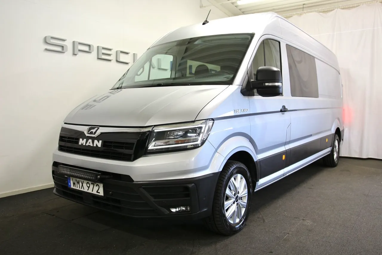 Vehicle image 20
