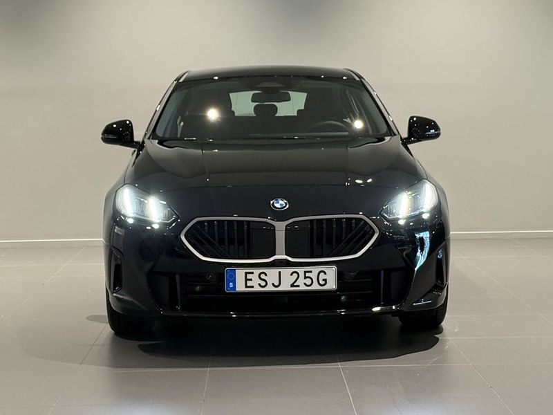 BMW 120 bild 2