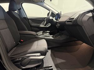 BMW 120 bild 8