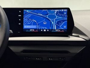 BMW 120 bild 15