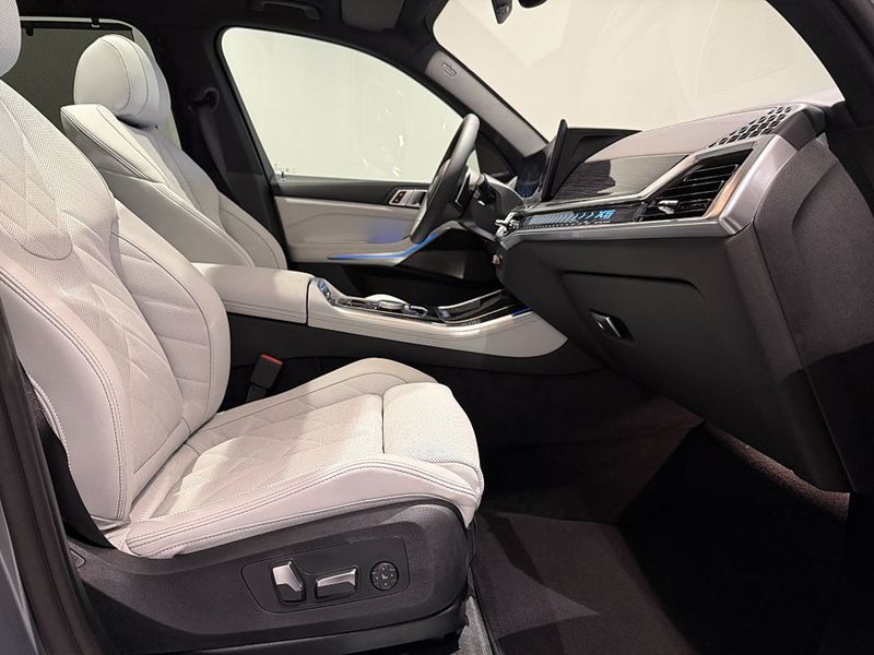 BMW X5 bild 8