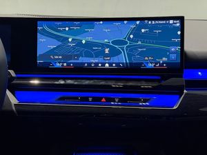BMW i5 bild 17