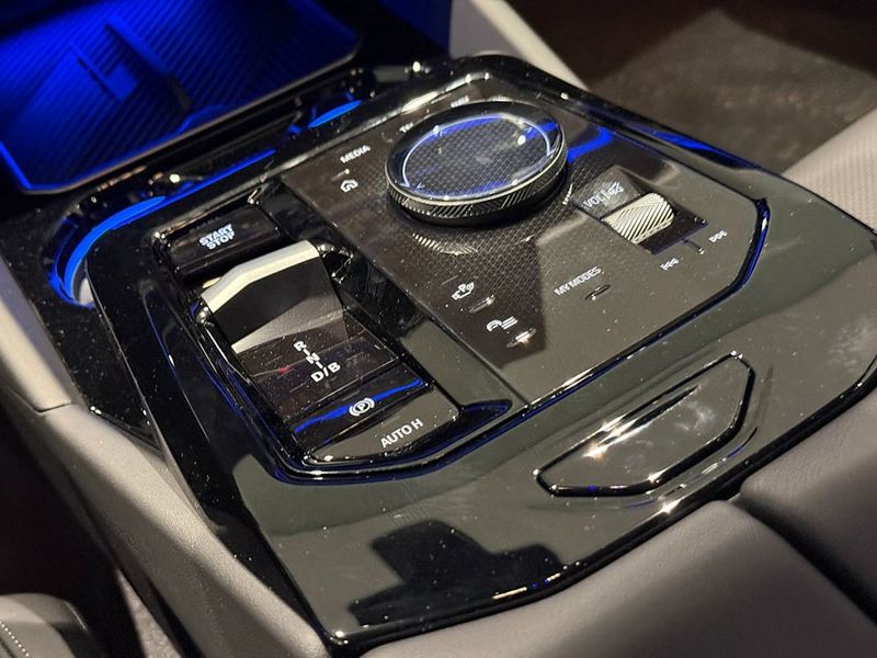 BMW i5 bild 18
