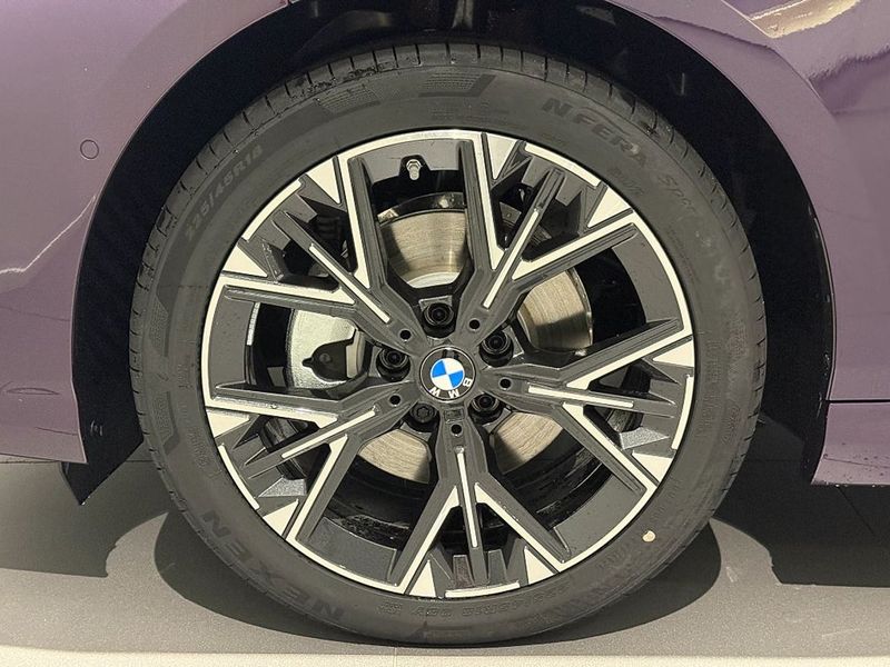 BMW 120 bild 17