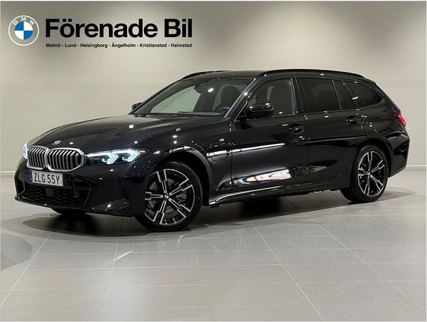 BMW 330 e xDrive Touring M Sport Drag Adpt Farth HiFi Kamera 18" - 2026