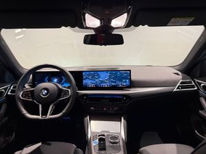 BMW i4 bild 12