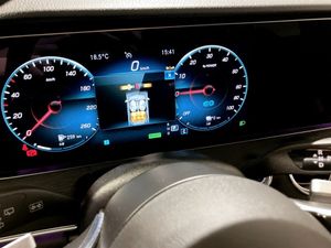 Mercedes E300 bild 9