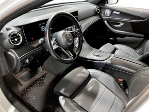 Mercedes E300 bild 4