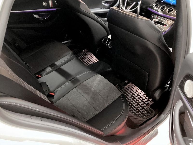 Mercedes E300 bild 12