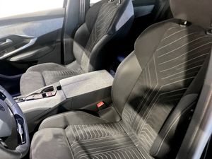 Peugeot e-3008 bild 6