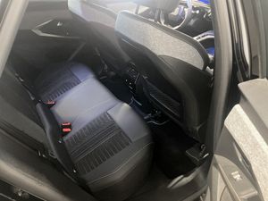 Peugeot e-3008 bild 7