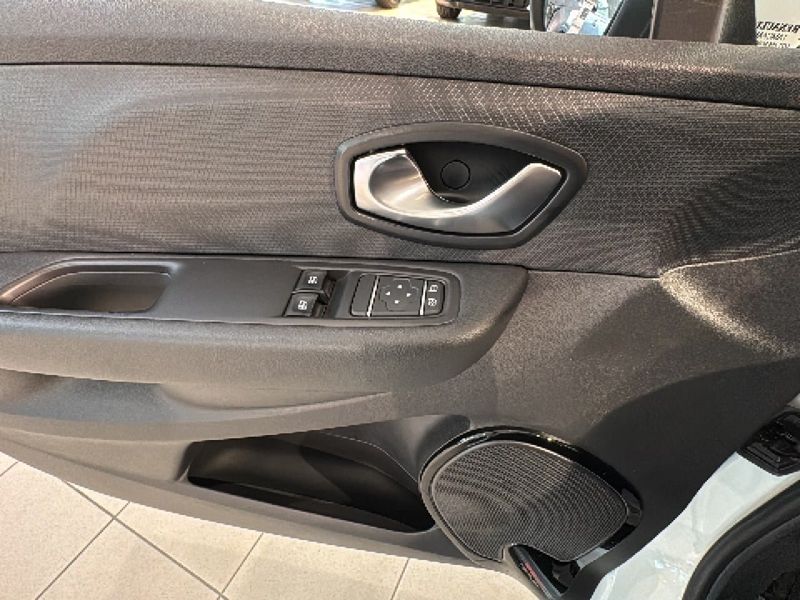 Renault Clio bild 18