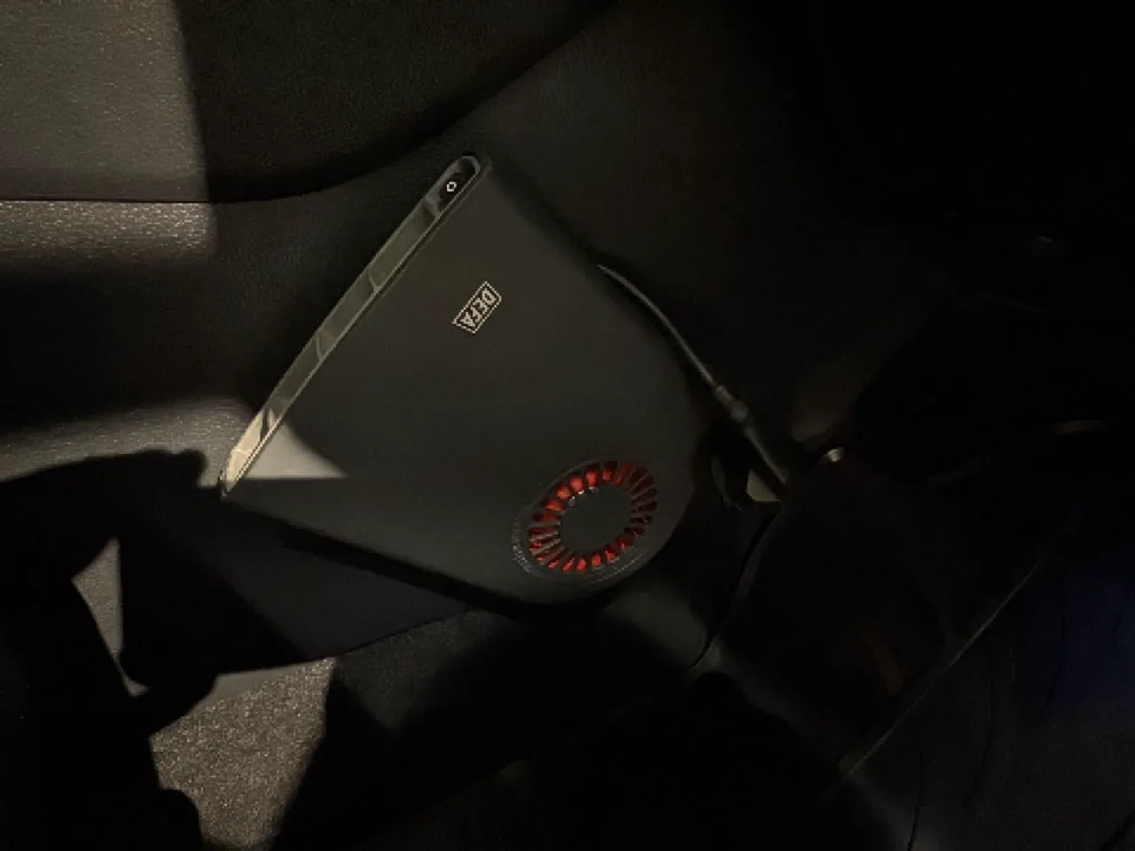 Vehicle image 23