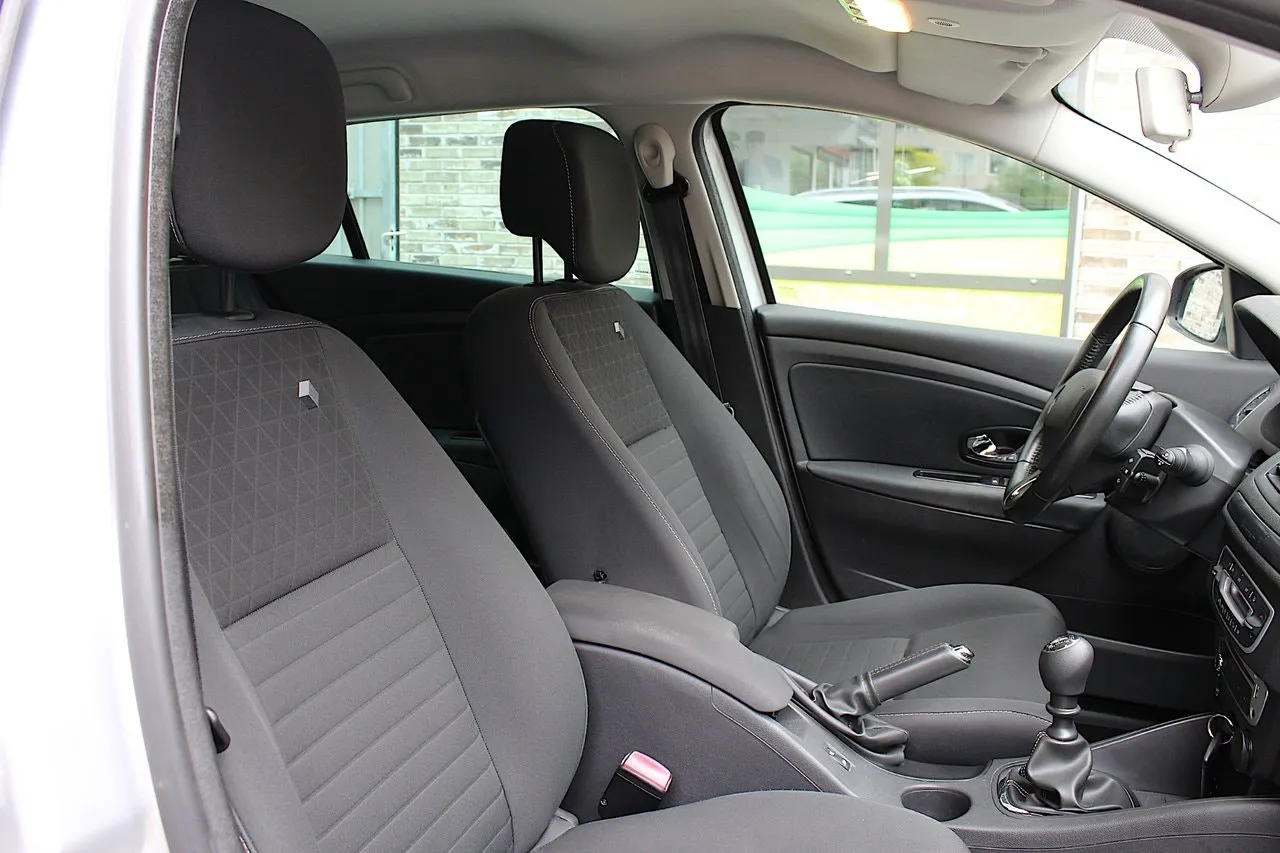 Vehicle image 21