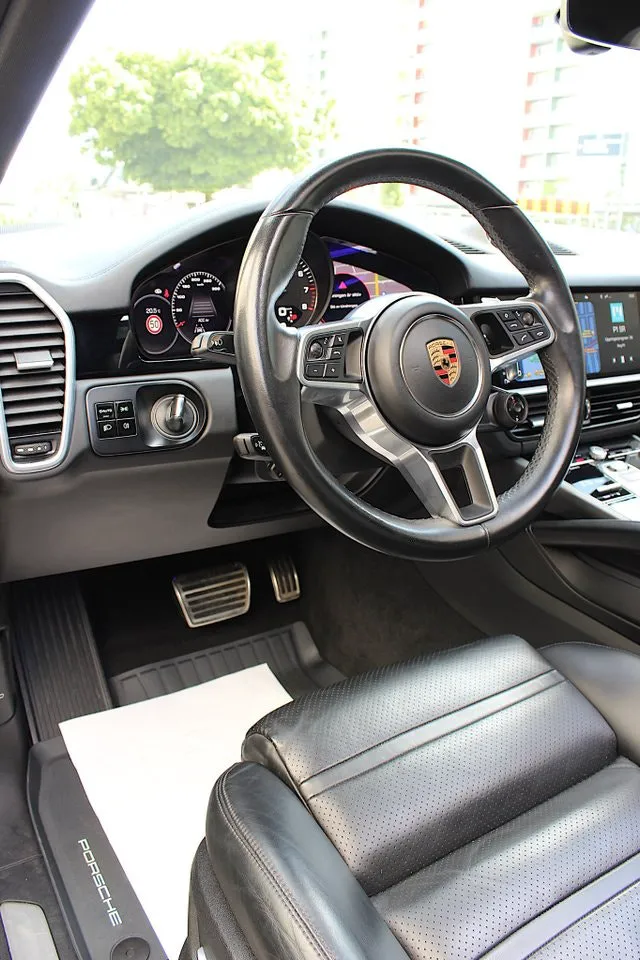 Vehicle image 31