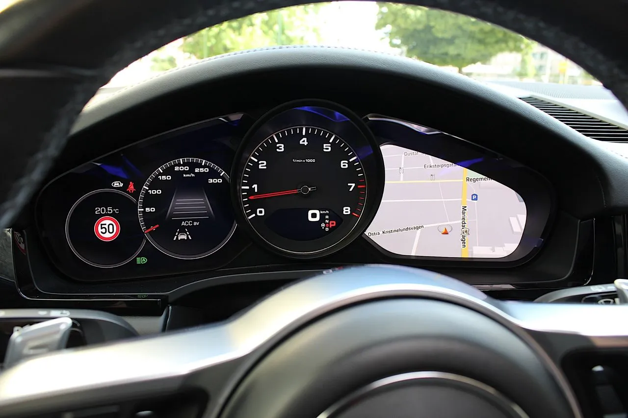 Vehicle image 37