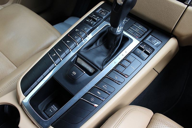 Porsche Macan bild 22