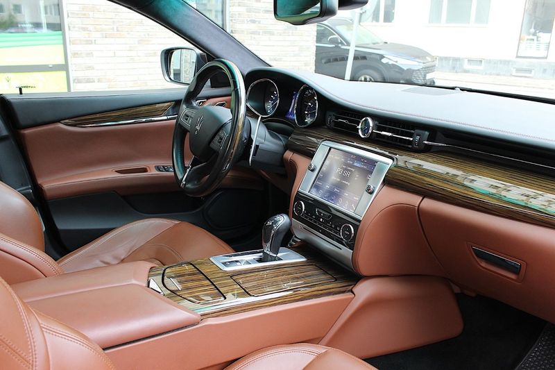 Maserati Quattroporte bild 18
