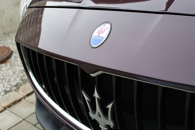 Maserati Quattroporte bild 2