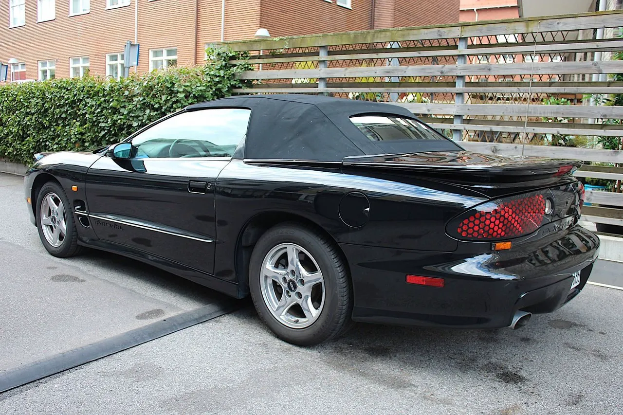 Vehicle image 23