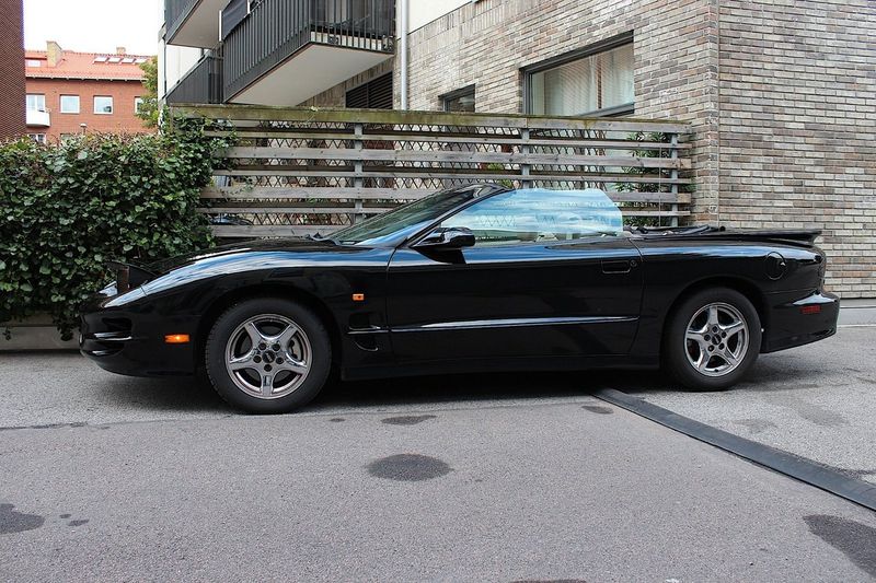 Pontiac Firebird bild 9