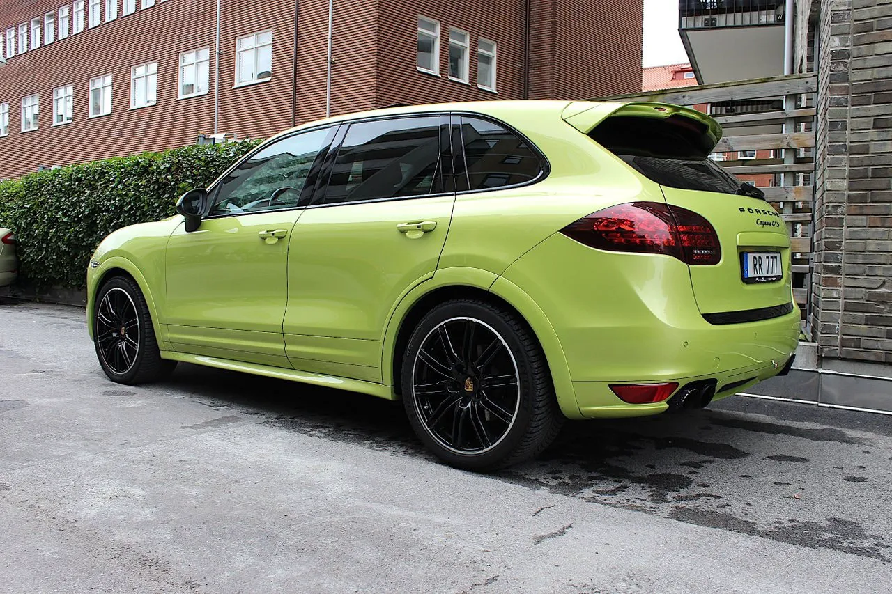 Vehicle image 8