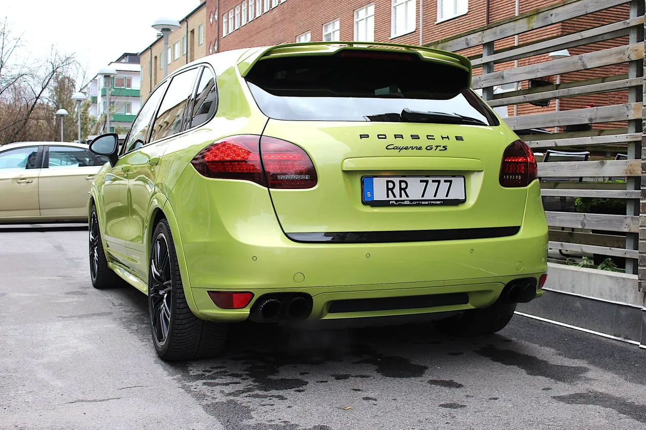 Vehicle image 11