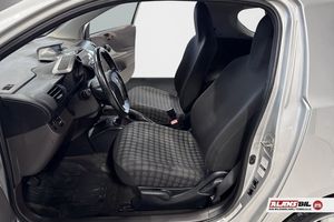 Toyota iQ bild 5