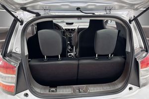 Toyota iQ bild 7