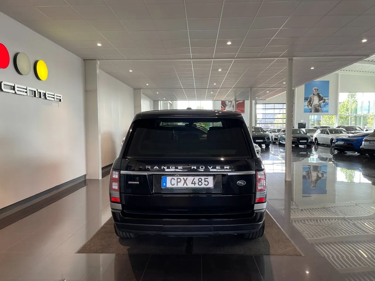 Vehicle image 5