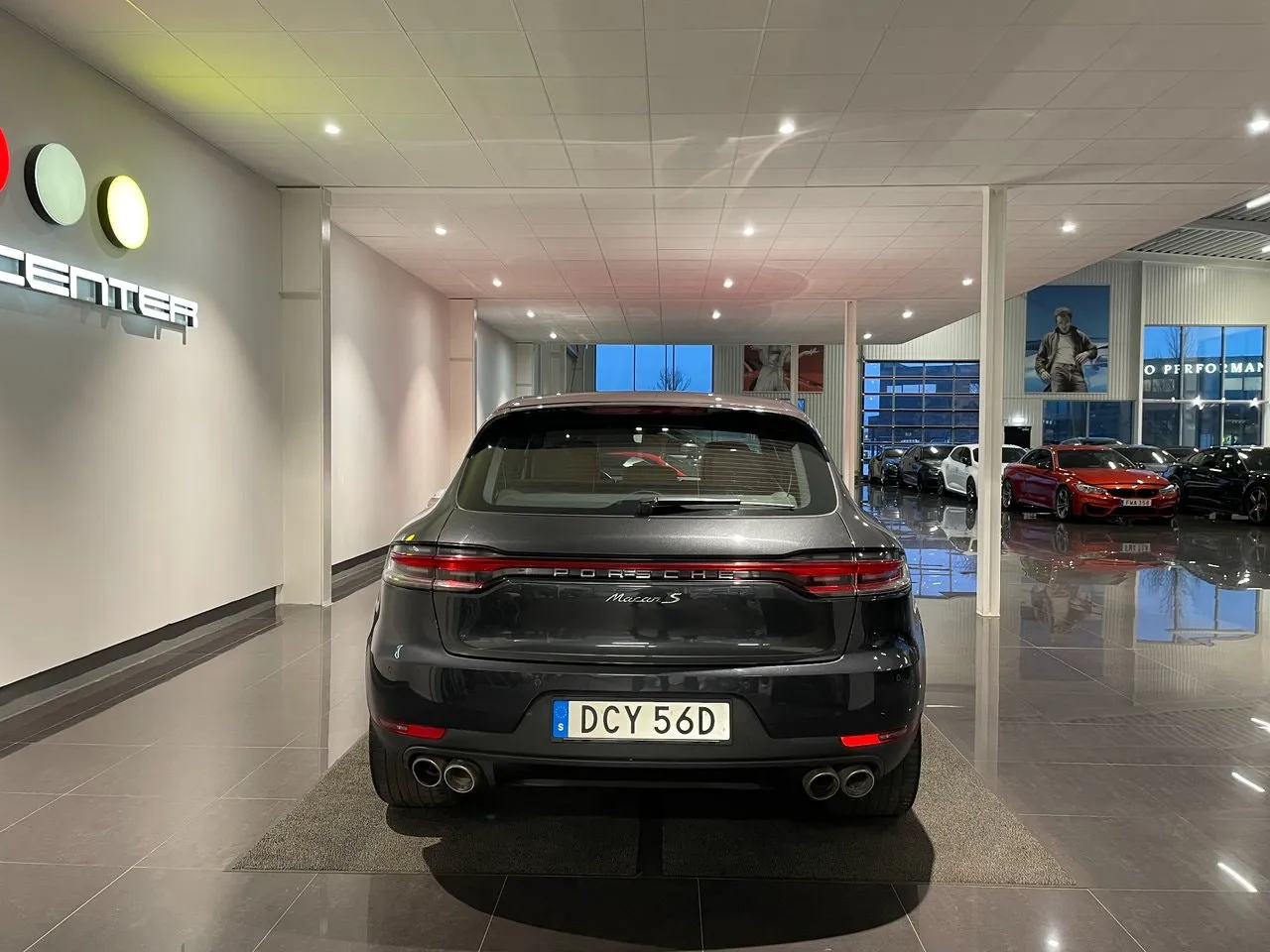 Vehicle image 5