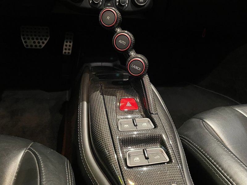 Ferrari 458 bild 15