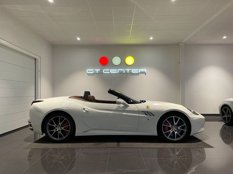 Ferrari California bild 2